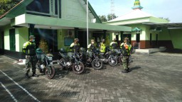 Babinsa Ramil 0816/13 Wonoayu Laksanakan Patroli wilayah Jelang Hari Raya Natal