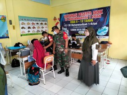 Kodim 0816 Sidoarjo Gelar Vaksinasi Covid-19 untuk usia 6 s.d 11 Tahun di SD Muhammadiyah Krian