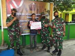 Kasdim 0816/ Sidoarjo Tinjau Pelaksanaan Pembagian BTLPKLWN TNI di Krembung