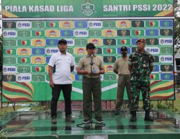 Komandan Kodim 0816/Sidoarjo hadiri penutupan Liga Santri Piala Kasad 2022 di Lapangan Yoarhanud 8