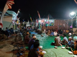 Peringati HUT RI ke 77, Satgas TMMD ke 114 Sidoarjo bersama warga lakukan doa dan tasyakuran