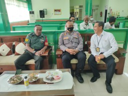 Bati Tuud Ramil 0816/13 Wonoayu Menghadiri Lomba Tanaman Obat Keluarga.