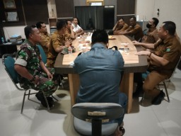 Peltu Lukman N Mewakili Danramil Rapat Syukuran Dalam Rangka Selesai Pembangunan Jalan
