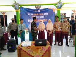 Babinsa Koramil 0816/07 dan Bhabinkamtibmas Sosialisasikan Bahaya Bullying ke Siswa-Siswi SMP dan SMA