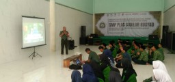 Babinsa 0816/01 Sidoarjo Melakukan sosialisasi penerimaan TNI AD