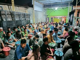 Danramil 0816/15 Sukodono dan Anggota Ikuti Acara Tahlilan dan Do’a