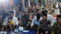 Sertu Yoyo Babinsa Penatarsewu Hadiri Undangan Ruwah Desa Dan Haul Mbah Sidi