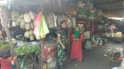 BABINSA 0816/03 BUDURAN MASUK PASAR TRADISIONAL