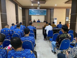 Mewakili Danramil 0816/05 Babinsa Koramil 05/Tulangan Hadiri Rapat Koordinasi Fasilitator Asistensi Fasilitator Forum Konsultasi Publik
