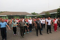 Sambut Hari Bhayangkara 2023, TNI-Polri Olahraga Bersama di Kodim 0816/Sidoarjo