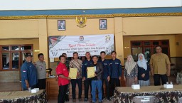 Serka Nur Asandi Dampingi PPS Desa Singopadu Gelar Rapat Pleno Terbuka Rekapitulasi DPS Hasil Perbaikan Pemilu 2024