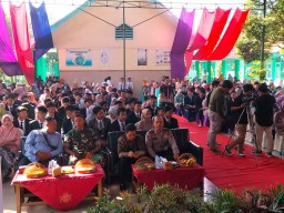 Serma Suparman Hadiri Wisuda Purnawidya SMPN 1 Krembung TA. 2022/2023