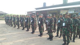 Peninjauan Tim Dalwaslat Dari Korem 084/BJ Dalam Rangka Latnister Kodim 0816/Sidoarjo Di Desa Tlasih,