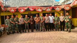 Dipimpin Danramil Lettu Arh Ali Mukti Berikan Kejutan Kepada Anggota Polsek Gedangan Sidoarjo
