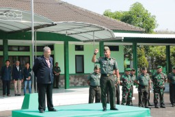 Dandim 0816/Sidoarjo menerima kunjungan mahasiswa Universitas Brawijaya di Kodim 0816/Sidoarjo