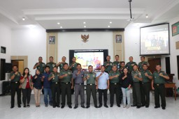 Kodim 0816 Sidoarjo, Forkopimda dan Insan Media Nonton Bareng KASAD Award 2023
