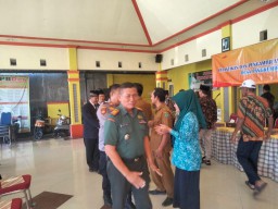 Danramil 05/Tulangan Bersama Babinsa Hadiri Pelantikan dan Pengambilan Sumpah Perangkat Desa Pangkemiri Dengan Metode Mutasi Jabatan