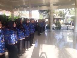 Danramil Kapten Inf Moh.Said &amp; Kapolsek Akp.Agung Hadiri Apel Bersama Peringatan HUT KORPRI KE 52 Tahun 2023