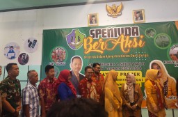 Babinsa Koramil 0816/01 hadir dalam launching Komunitas bahasa Krida di SMPN 4 Sidoarjo.