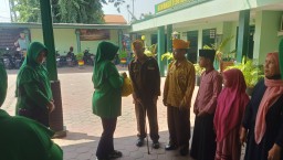 Peringati Hari Ibu, Persit Koramil 0816/15 Sukodono Gelar Baksos
