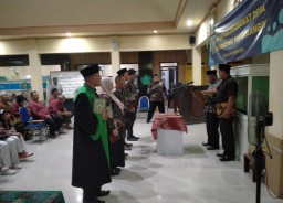 Babinsa Boro Serka Catur Wahyu Hadiri Giat Pelantikan Perangkat Desa