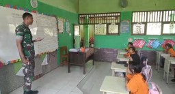 Siapkan Generasi Muda Yang Hebat, Babinsa Koramil 0816/11 Tarik Berikan Wasbang