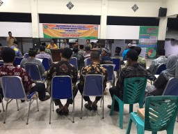 Babinsa Koramil 0816/13 Wonoayu Jalin Kesetiakawanan Sosial Pada Musyawarah Desa Popoh : Penetapan KPM BLT di Tahun Anggaran 2024