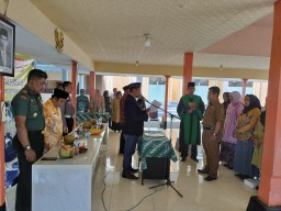 Danramil 0816/13 Wonoayu hadiri Pelantikan dan Pengambilan Sumpah Perangkat Desa Jimbaran Kulon