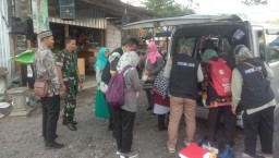 Danramil 0816/08 Jabon Beserta Dinkes Sidoarjo Sidak Jajanan Takjil Di X Tol HK.