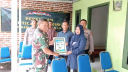 Danramil 0816/05 Tulangan Kapten Inf Moh Said Resmikan Rehabilitasi Rumah Tidak Layak Huni