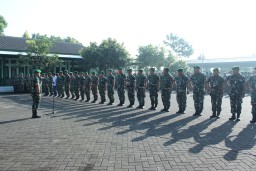 Dandim 0816/Sidoarjo Letkol Inf Guntung Dwi Prasetyo Himbau Kesadaran Anggota Militer dan PNS dalam Mengamankan Wilayah