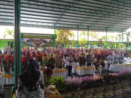 Babinsa Desa Gelang Hadiri Undangan Kegiatan Halal Bihalal PGRI Cabang Kecamatan Tulangan