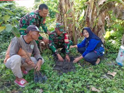 Koramil 0816/01 Sidoarjo sinergi dengan Pemdes Urangagung wujudkan kelestarian lingkungan.
