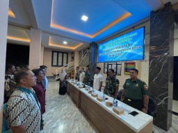 Kodim 0816/Sidoarjo Berikan Sosialisasi Penguatan Komitmen TMMD Ke-120 di Desa Penambangan