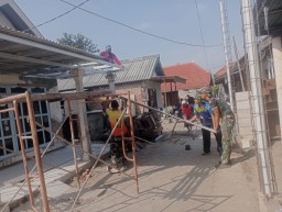 Satgas TMMD ke-120 Kodim 0816/Sidoarjo Wujudkan Impian Bapak Margono Miliki Rumah Layak Huni