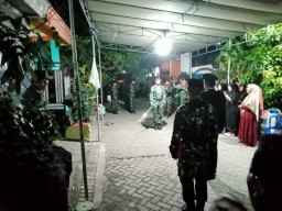 Kapten Inf Moh Said Hadiri Upacara Persemayaman dan Pemakaman Militer, Danramil 0816/05 Sampaikan Rasa Hormat dan Bela Sungkawa