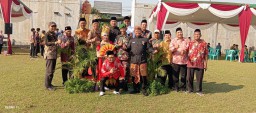 Babinsa Koramil 0816/01 Sidoarjo hadiri detik-detik upacara 17 an di Desa Sumput