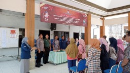 Babinsa Koramil 0816/10 Balongbendo Hadiri Rapat Pleno Terbuka Rekapitulasi DPSHP Tingkat Desa Waruberon