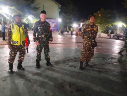 Babinsa Koramil 0816/09 Krian Hadiri Pengajian Akbar dan Doa Kebangsaan Bersama Habib Anis Syahab untuk Peringati Hari Pahlawan