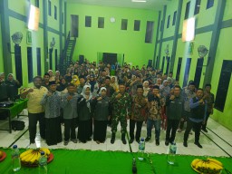 Danramil 0816/11 Tarik Hadiri Acara Pelantikan dan Pembekalan Pengawas Tempat Pemungutan Suara PTPS Di Gedung Serbaguna MWC NU Kec Tarik.