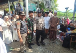 Koptu Muchsinin Hadiri Pengajian Walimatul Khitan di Desa Lajuk, Suasana Penuh Khidmat