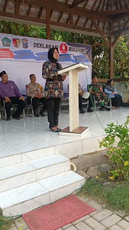 Babinsa Koramil 0816/06 Tanggulangin Dukung Deklarasi Anti Bullying di MTs Maarif Ketegan, Ciptakan Lingkungan Sekolah yang Aman dan Harmonis