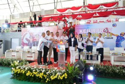 Dandim 0816/Sidoarjo Berikan Semangat di Pembukaan Kejurprov Bola Voli Indoor U-15 Jawa Timur 2025