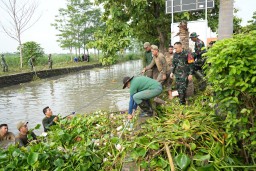 Forkopimda Sidoarjo Gelar Gerakan Bersih Sungai, Aksi Kolaboratif Normalisasi Sungai Candipari