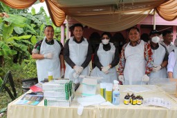 Sinergi untuk Ketahanan Ternak, Dandim 0816/Sidoarjo Dampingi Pj. Bupati Sidoarjo dalam Vaksinasi PMK di Desa Becirongengor