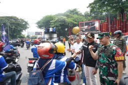 Sinergi Damai di Hari Buruh, Dandim 0816/Sidoarjo Bersama Forkopimda Dampingi Ribuan Buruh dalam Peringatan May Day 2025