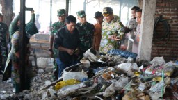 Dandim 0816/Sidoarjo Dampingi Bupati Sidak Pabrik Tahu Tropodo, Bersinergi Wujudkan Produksi Ramah Lingkungan
