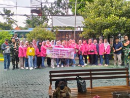 Persit Koramil 0816/01 Sidoarjo adakan Family Gathering ke Kota Batu.