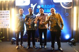 Apresiasi untuk Pengabdian Tanpa Batas, Dandim 0816/Sidoarjo Raih Radar Surabaya Award 2025 Berkat Dedikasi Karya Nyata untuk Rakyat