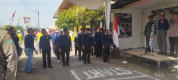 122 Regu Penuhi Jalanan Balongbendo, Gerak Jalan HUT RI ke-80 Tampil Meriah dan Penuh Semangat